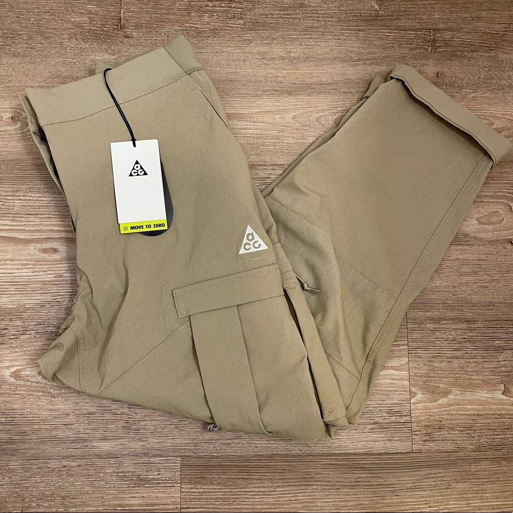 ACG NIKE Women’s Cargo Pants